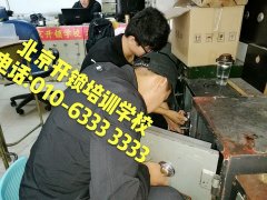 操出水在线观看视频"